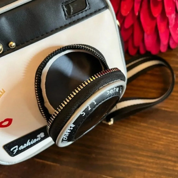 Brand new Boutique retro camera women's novelty crossbody purse bag BLACK - Picture 3 of 5